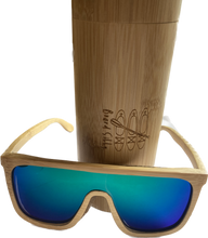 Load image into Gallery viewer, Bamboo floating sunglasses, flow lens